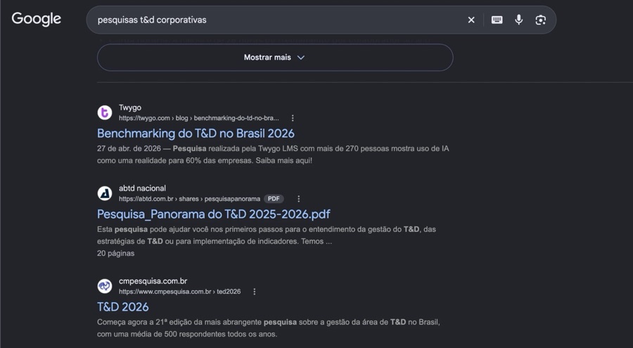 Resultados do Google para pesquisas t&d corporativas, com o Benchmarking do T&D no Brasil da Twygo em primeiro lugar e o Panorama do T&D da ABTD em segundo